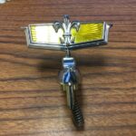 1980-1990 Box Chevy Hood Emblem D14010590P